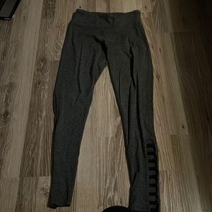 Dark grey heather leggings